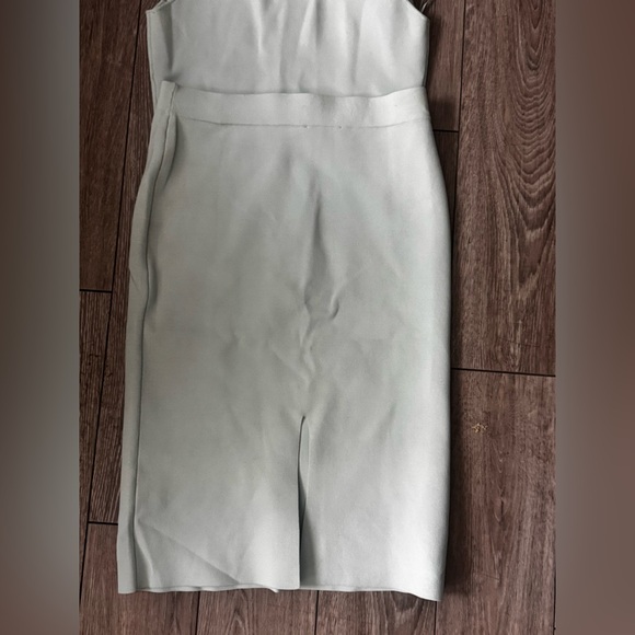 House of Harlow 1960 skirt set - Picture 3 of 6